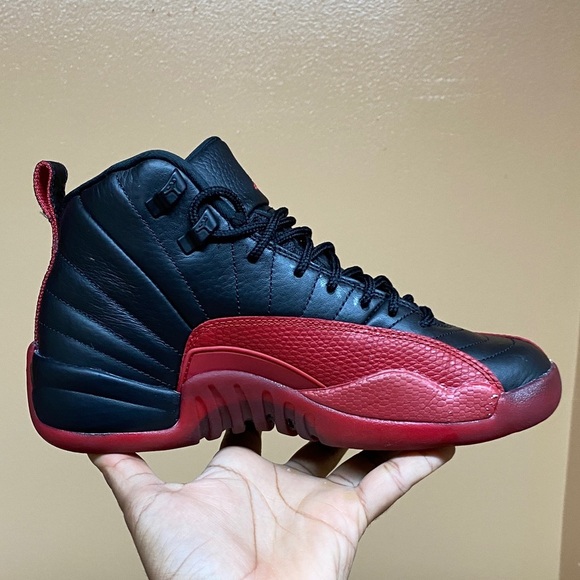 2025 Air Jordan 12 Retro “Flu Game” Size 7 - Picture 9 of 17
